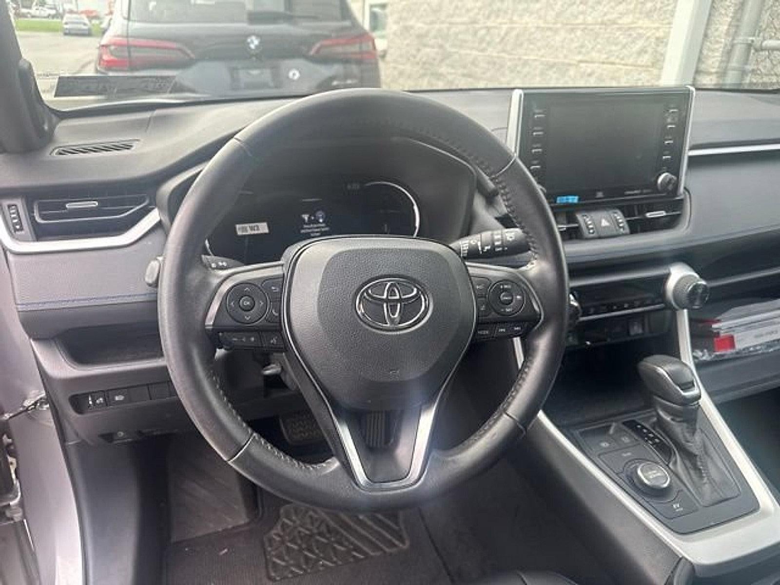 2019 Toyota RAV4 Hybrid XSE AWD (Natl)