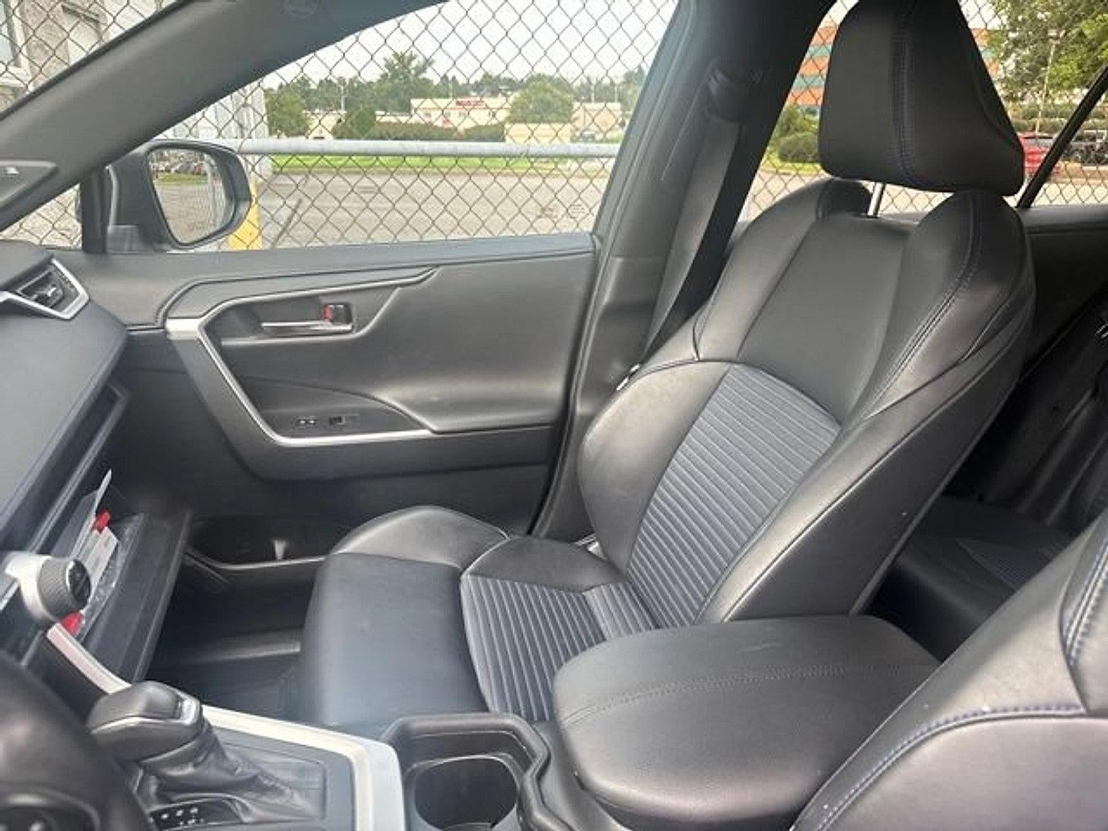 2019 Toyota RAV4 Hybrid XSE AWD (Natl)
