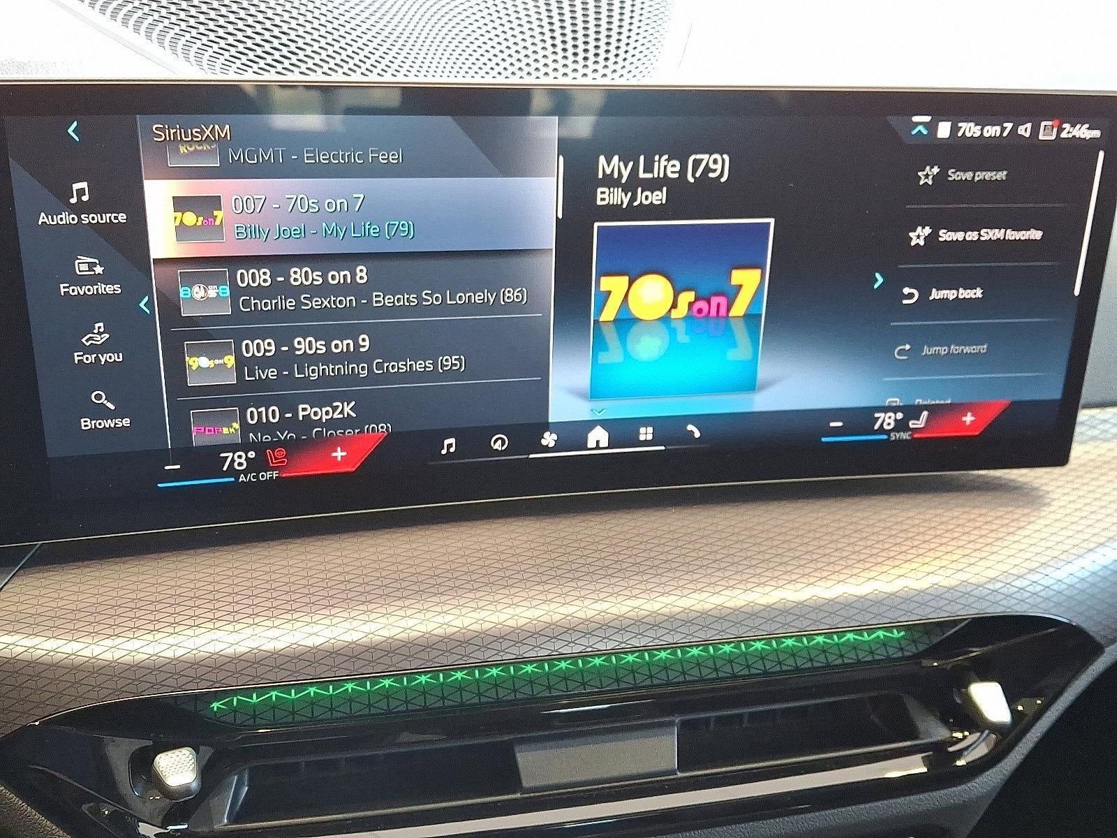 2025 BMW 330i xDrive Sedan