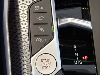 2025 BMW 330i xDrive Sedan