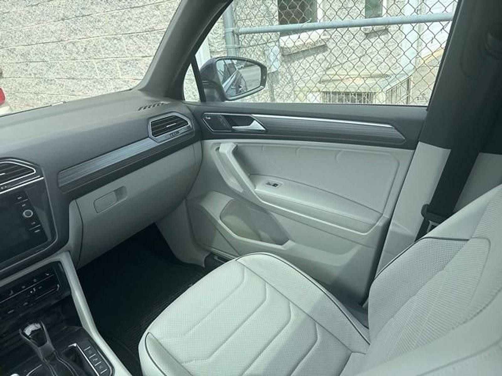 2024 Volkswagen Tiguan 2.0T SEL R-Line 4MOTION