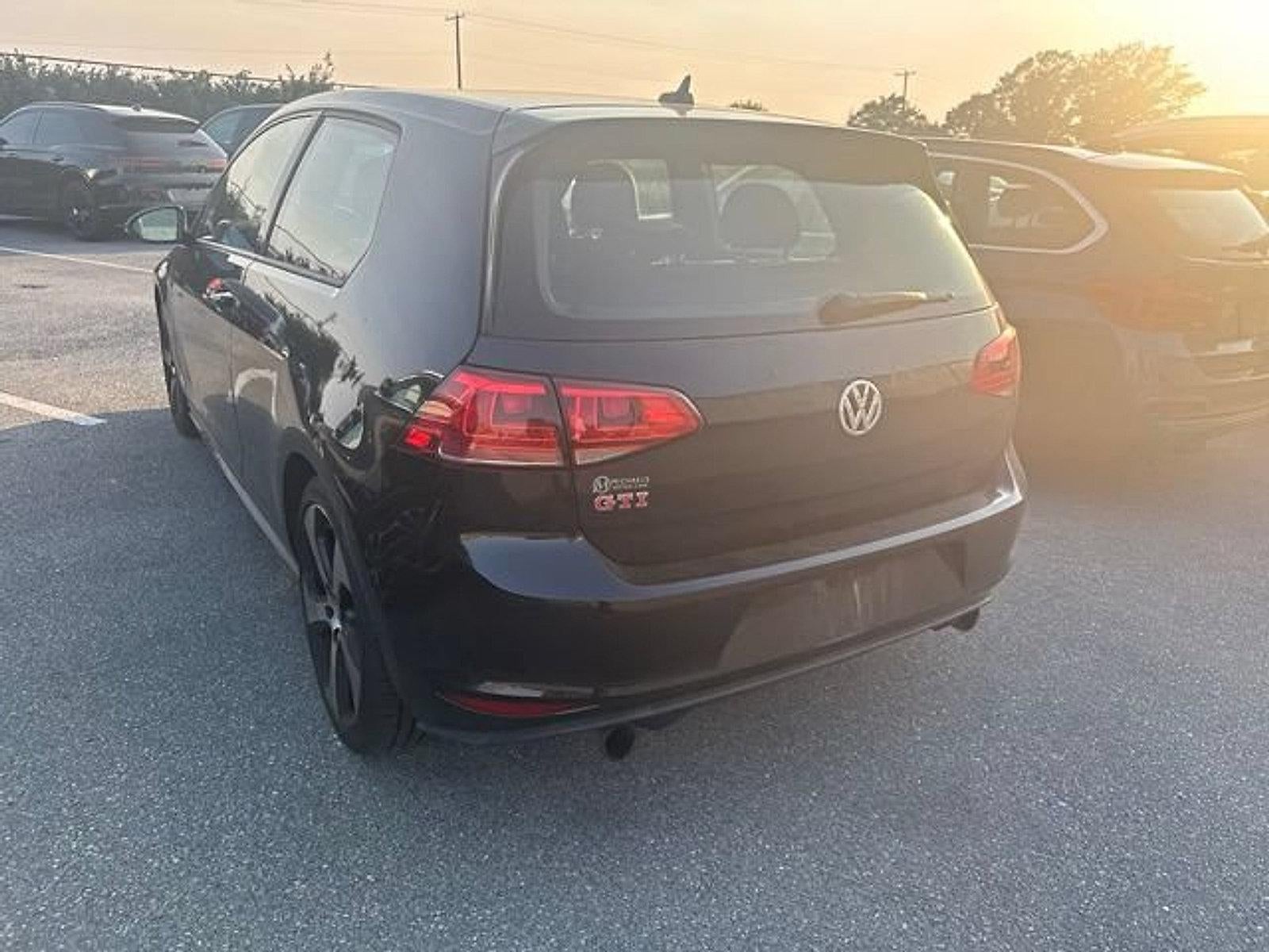 2016 Volkswagen Golf GTI 2dr HB Man SE w/Performance Pkg