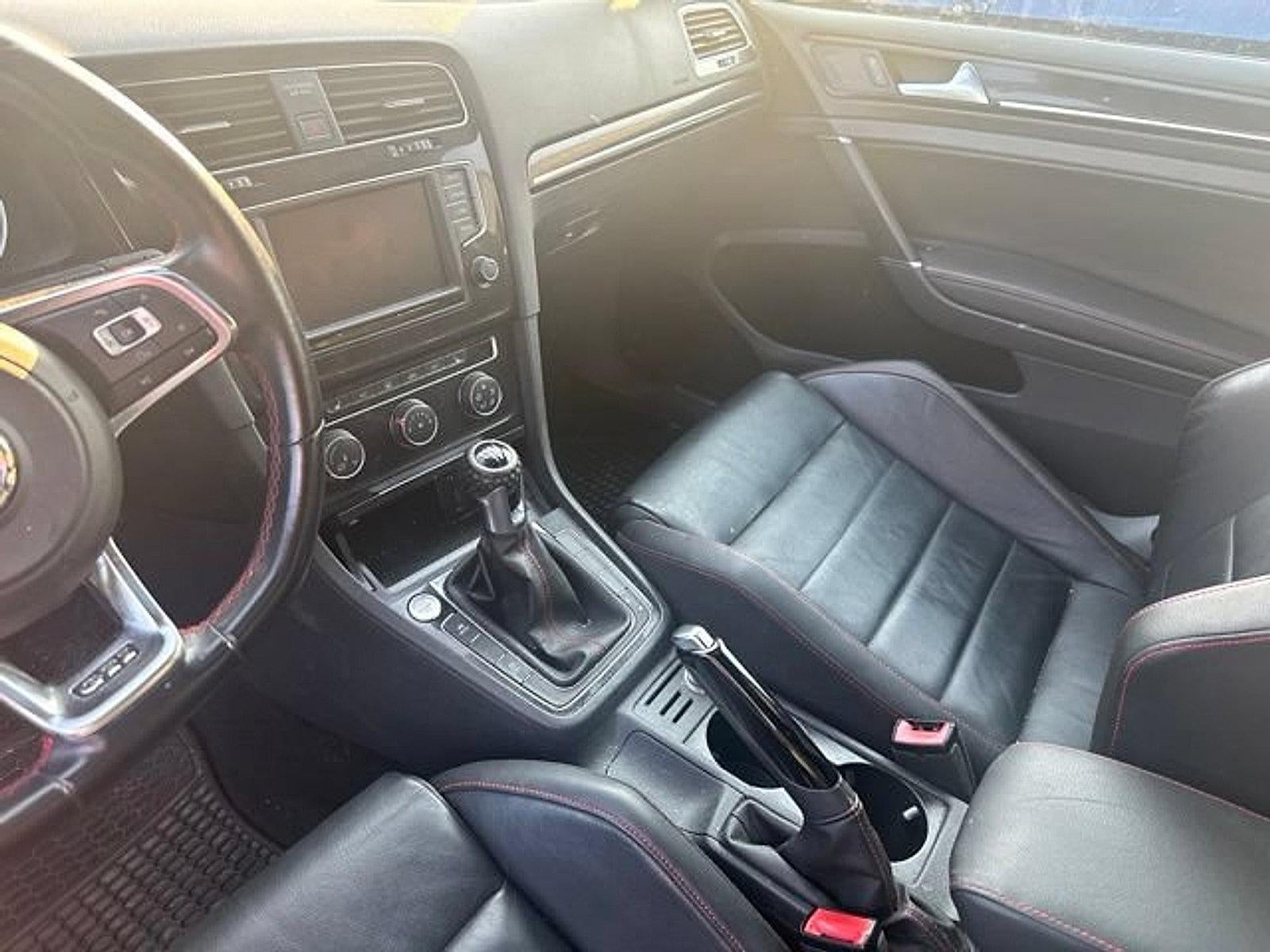 2016 Volkswagen Golf GTI 2dr HB Man SE w/Performance Pkg
