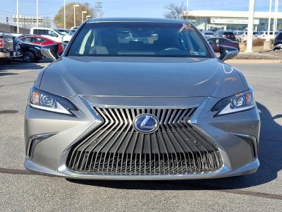 2020 Lexus ES 300h Luxury FWD