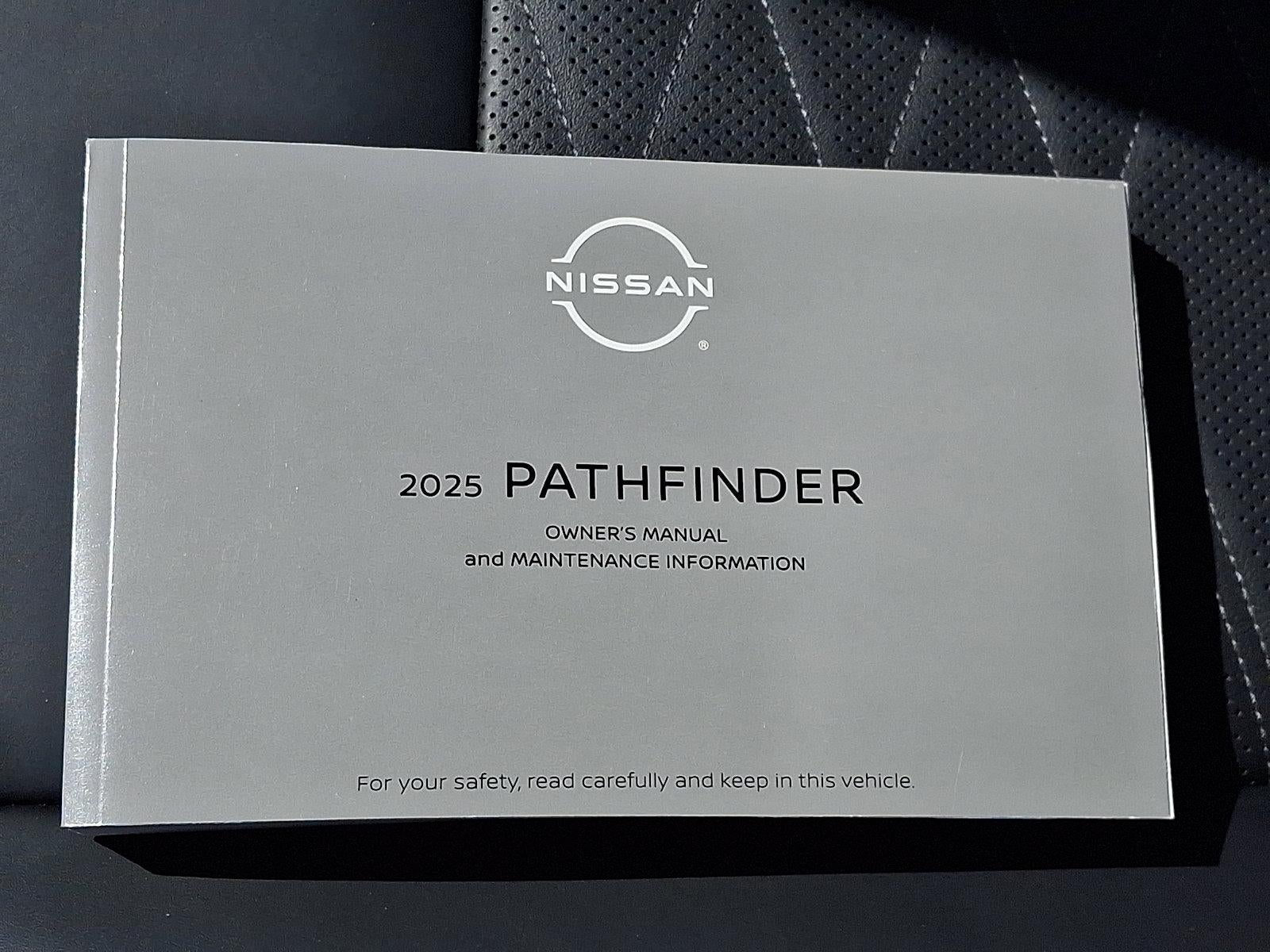 2025 Nissan Pathfinder Platinum 4WD