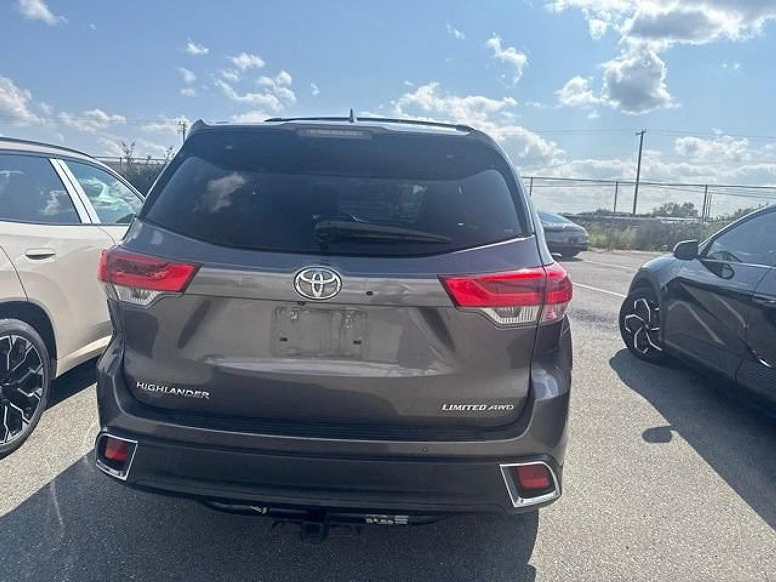 2018 Toyota Highlander Limited V6 AWD (Natl)