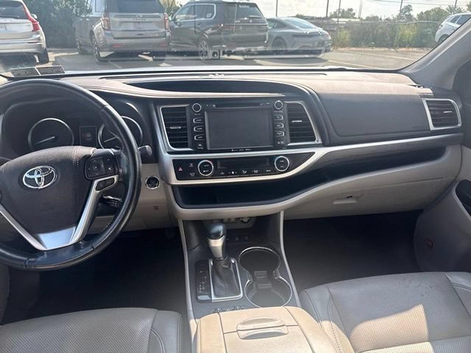 2018 Toyota Highlander Limited V6 AWD (Natl)