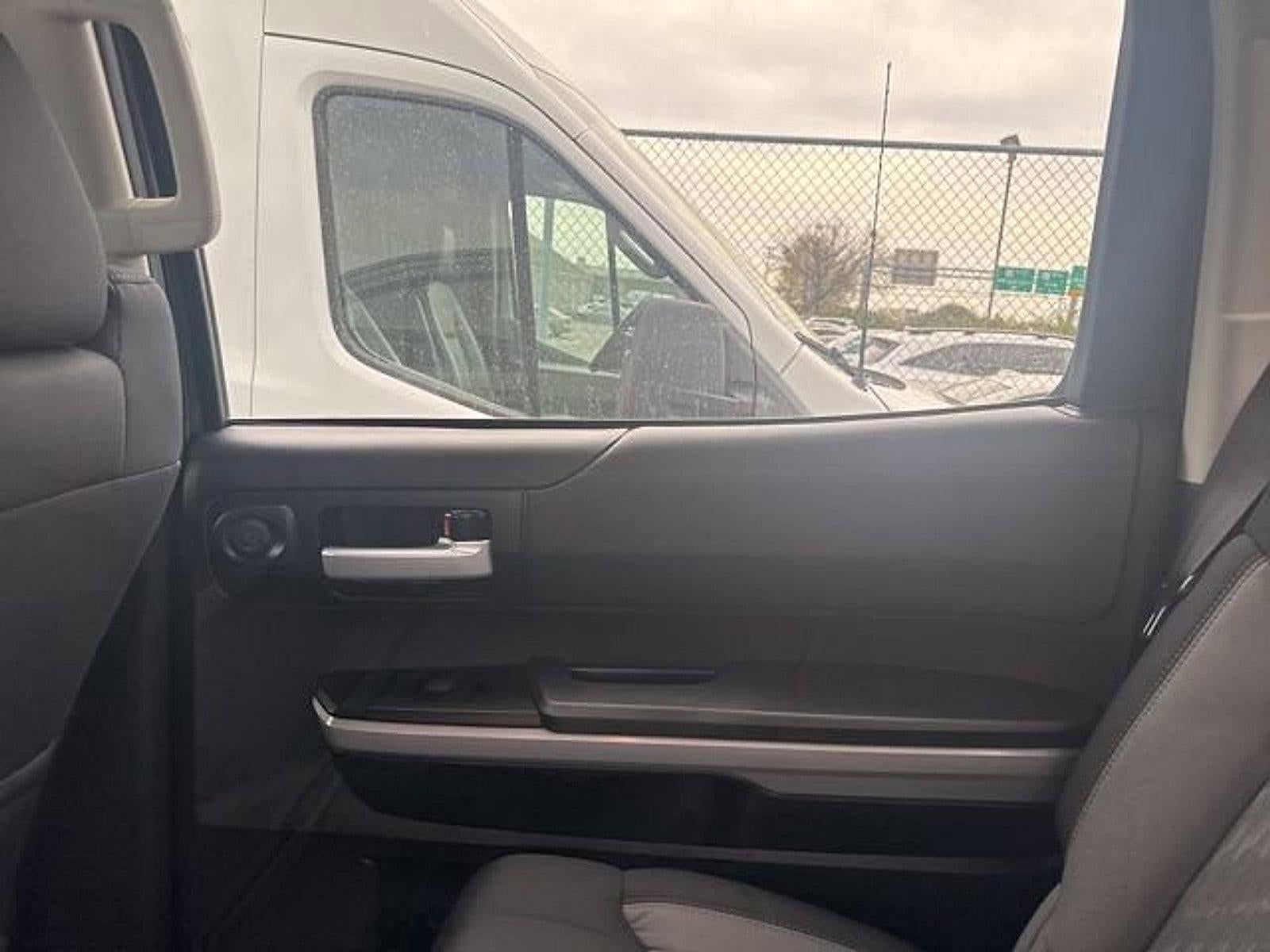 2021 Toyota Tundra 4WD 4WD SR5 CrewMax 5.5' Bed 5.7L (SE)