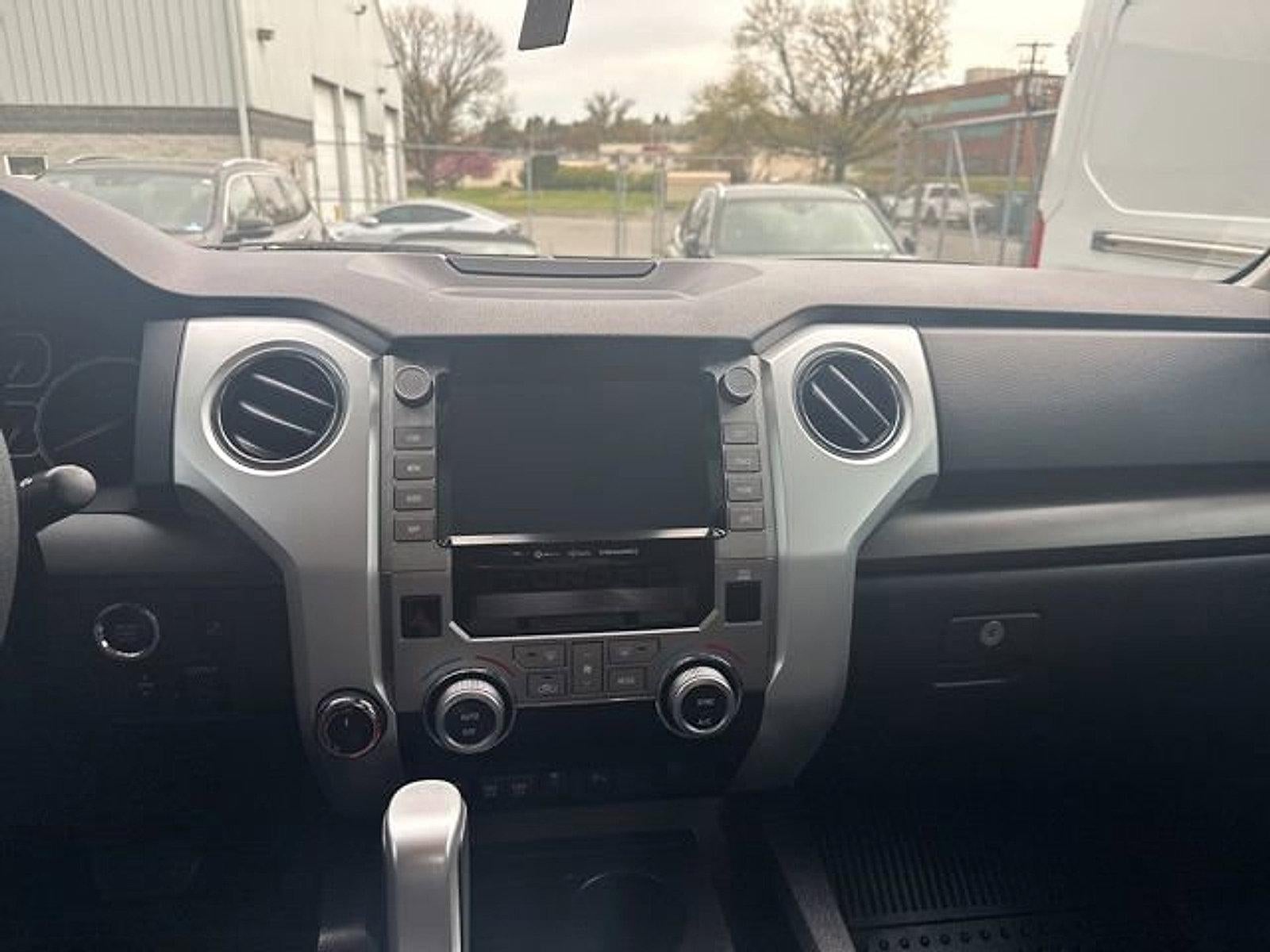 2021 Toyota Tundra 4WD 4WD SR5 CrewMax 5.5' Bed 5.7L (SE)