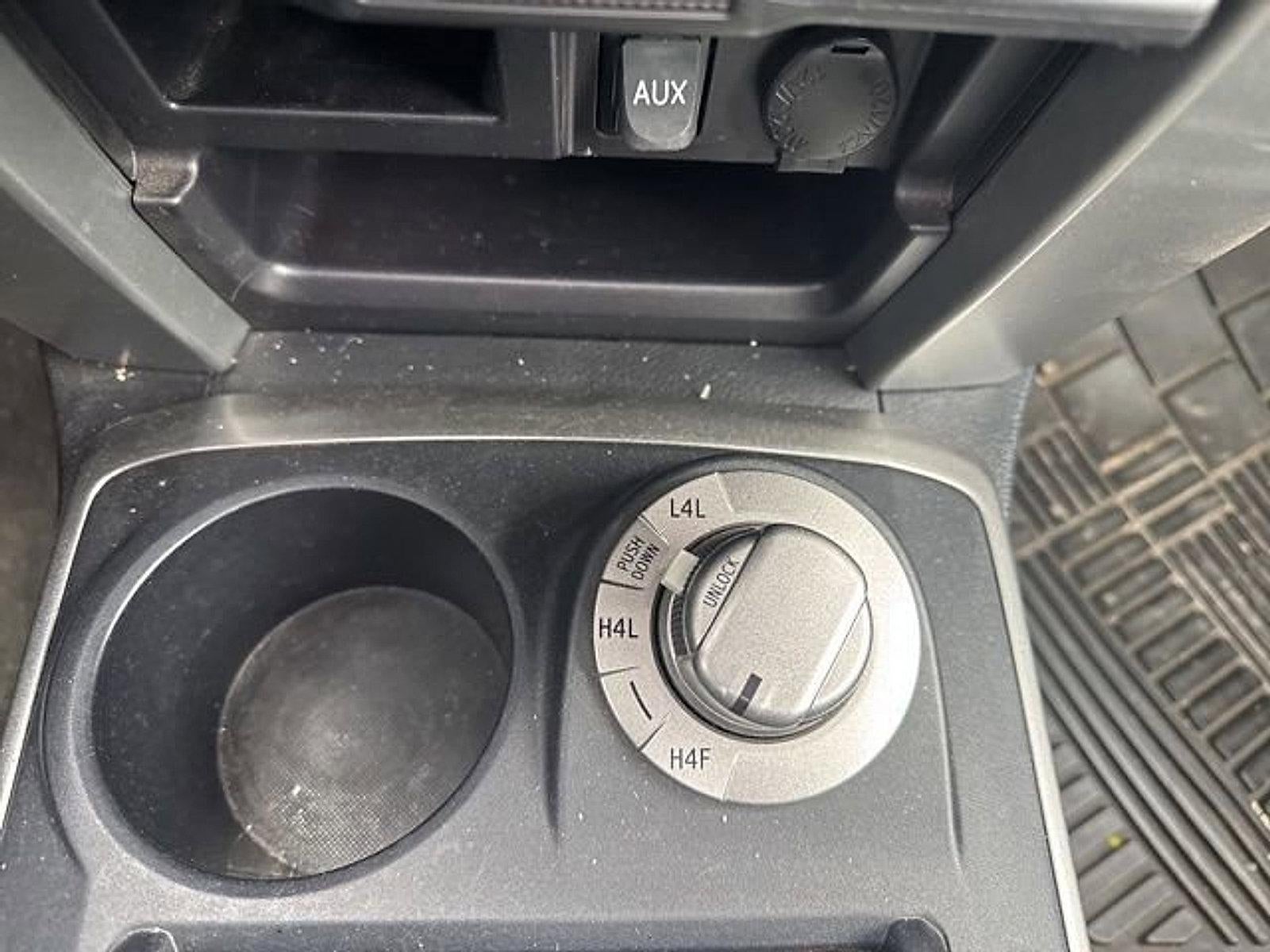 2011 Toyota 4Runner 4WD 4dr V6 SR5 (Natl)