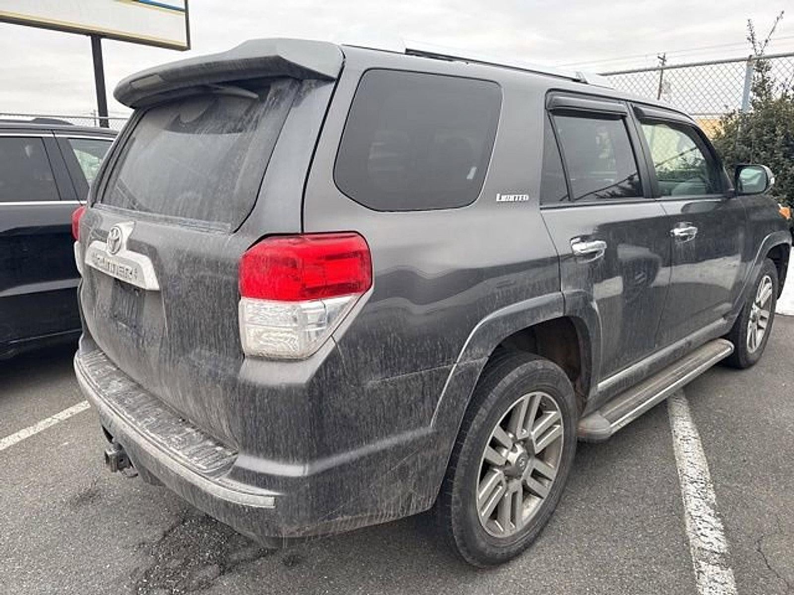 2011 Toyota 4Runner 4WD 4dr V6 SR5 (Natl)