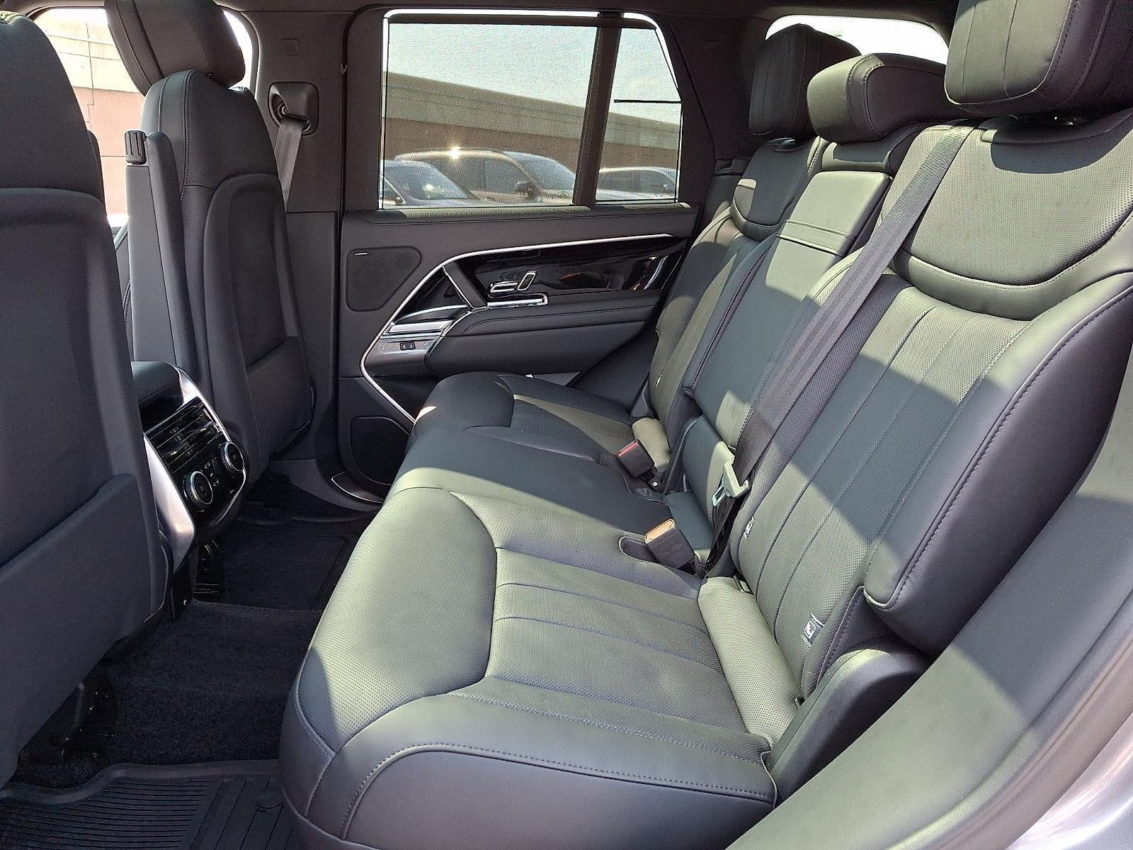 2024 Land Rover Range Rover P530 SE SWB