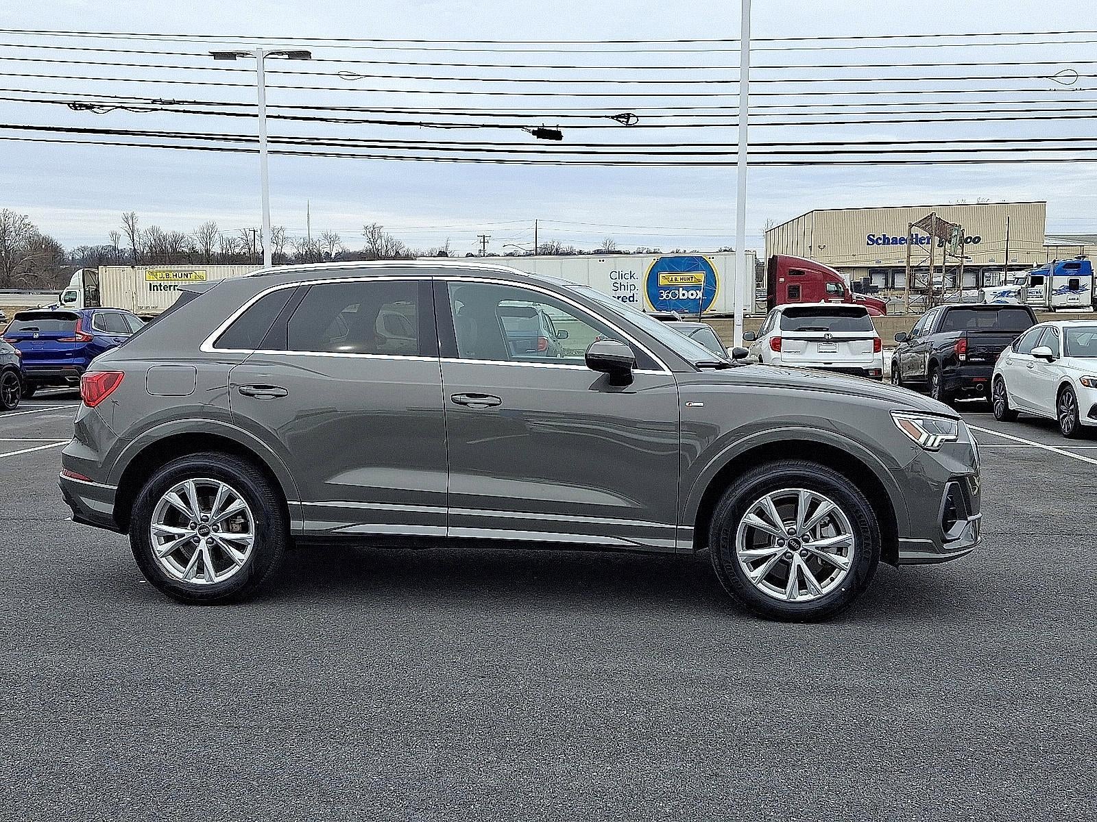 2025 Audi Q3 S line Premium 45 TFSI quattro