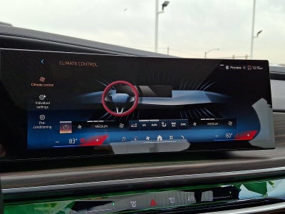 2023 BMW 760i xDrive Sedan