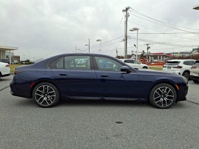 2023 BMW 760i xDrive Sedan