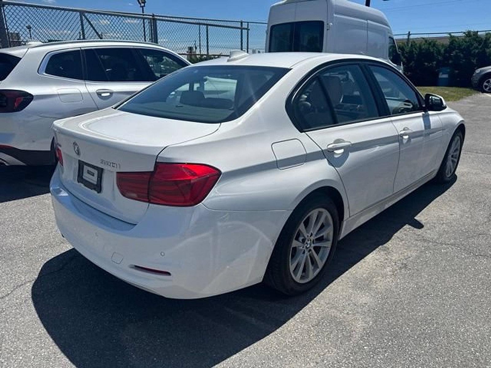 2018 BMW 320i xDrive Sedan
