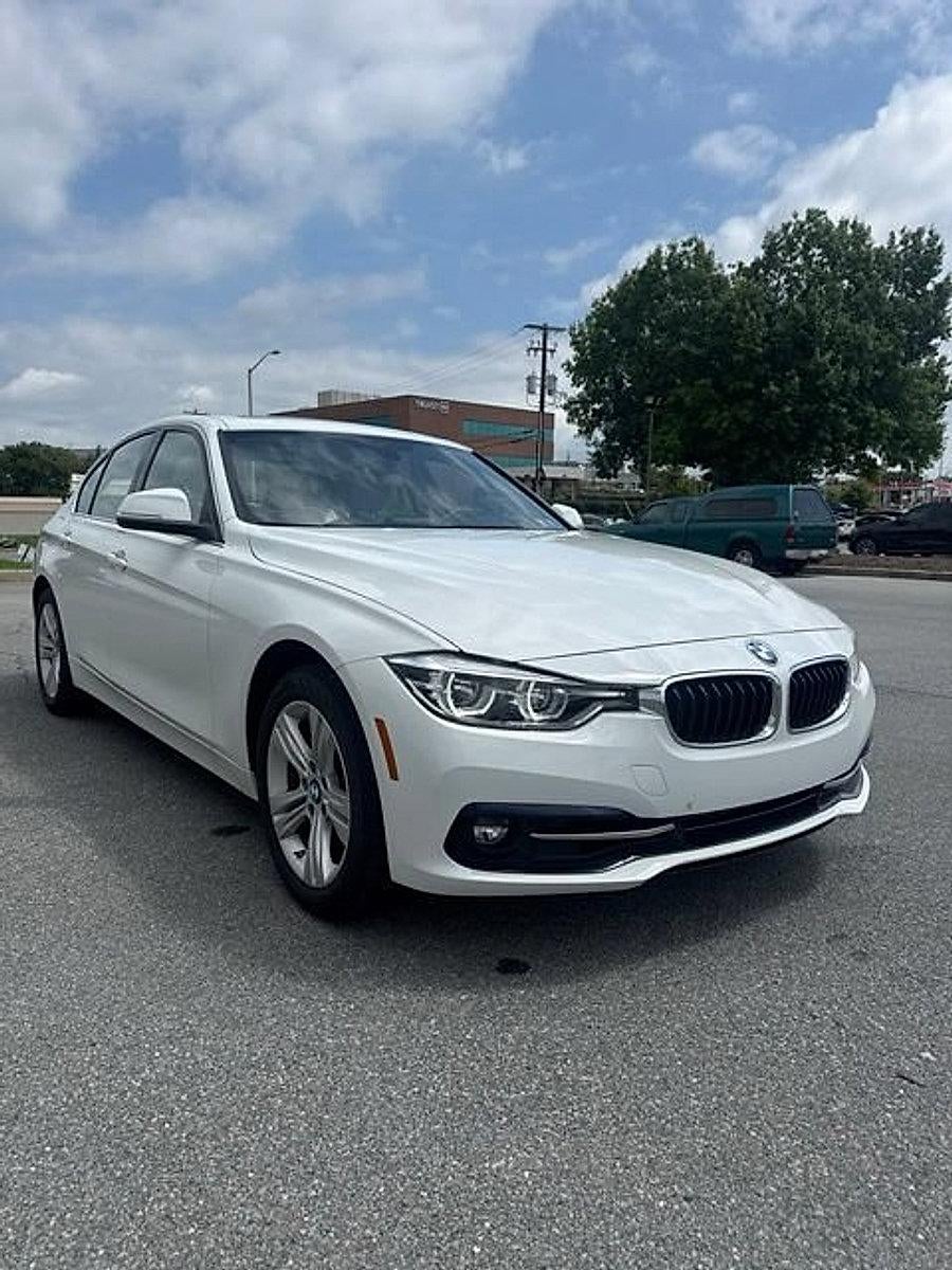 2018 BMW 330i xDrive Sedan