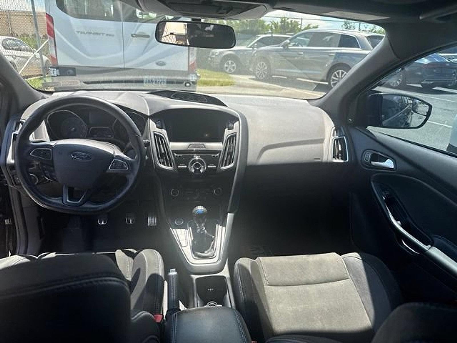 2017 Ford Focus RS Hatch