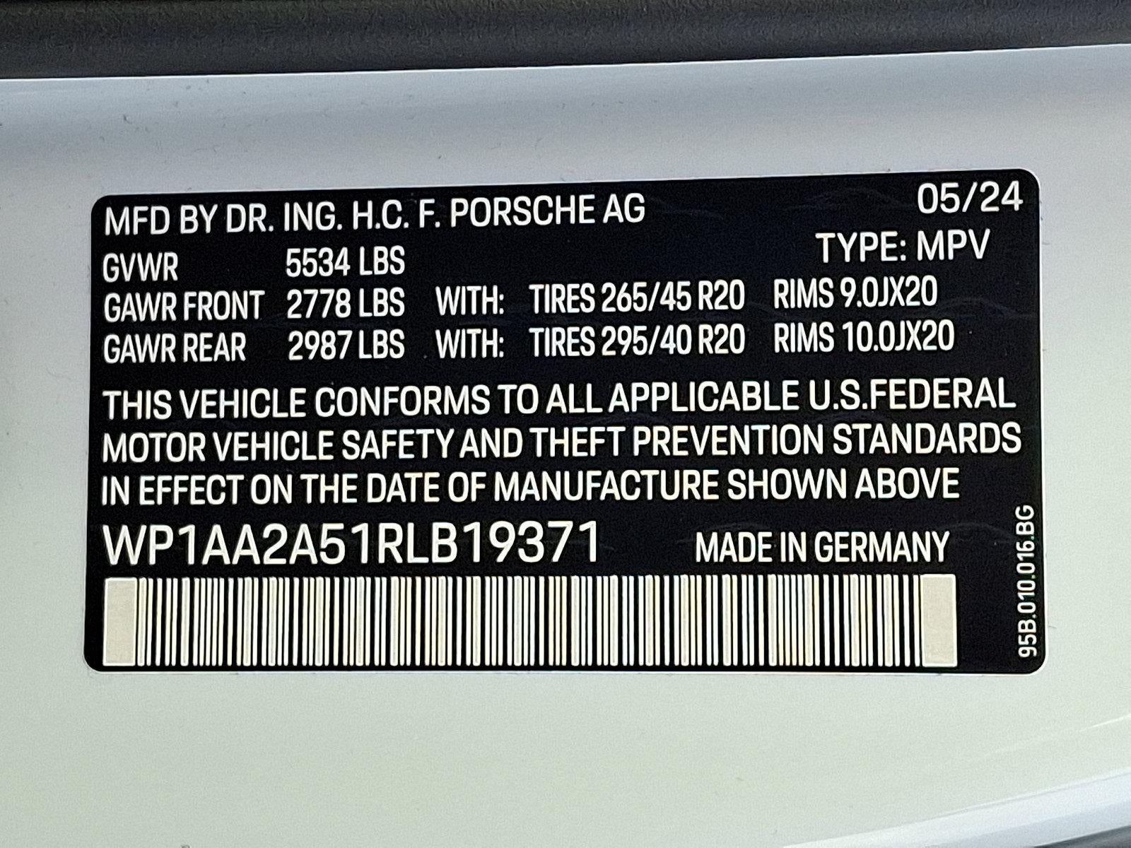 2024 Porsche Macan AWD