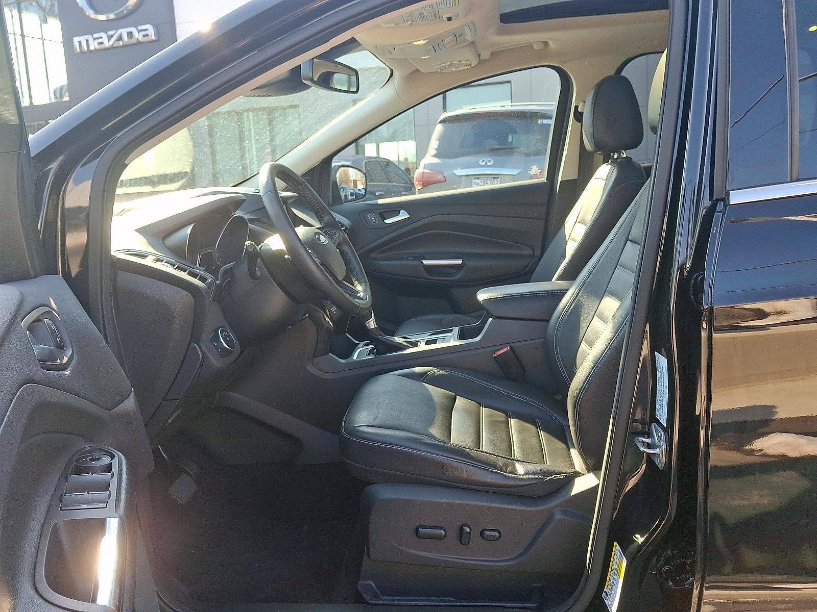 2017 Ford Escape Titanium 4WD