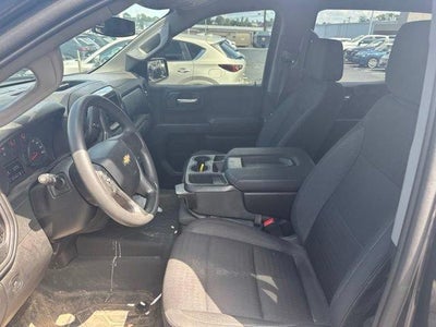 2022 Chevrolet Silverado 1500 Crew Cab Standard Box 4-Wheel Drive Custom