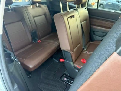2023 Volkswagen Atlas 2.0T SE w/Technology 4MOTION