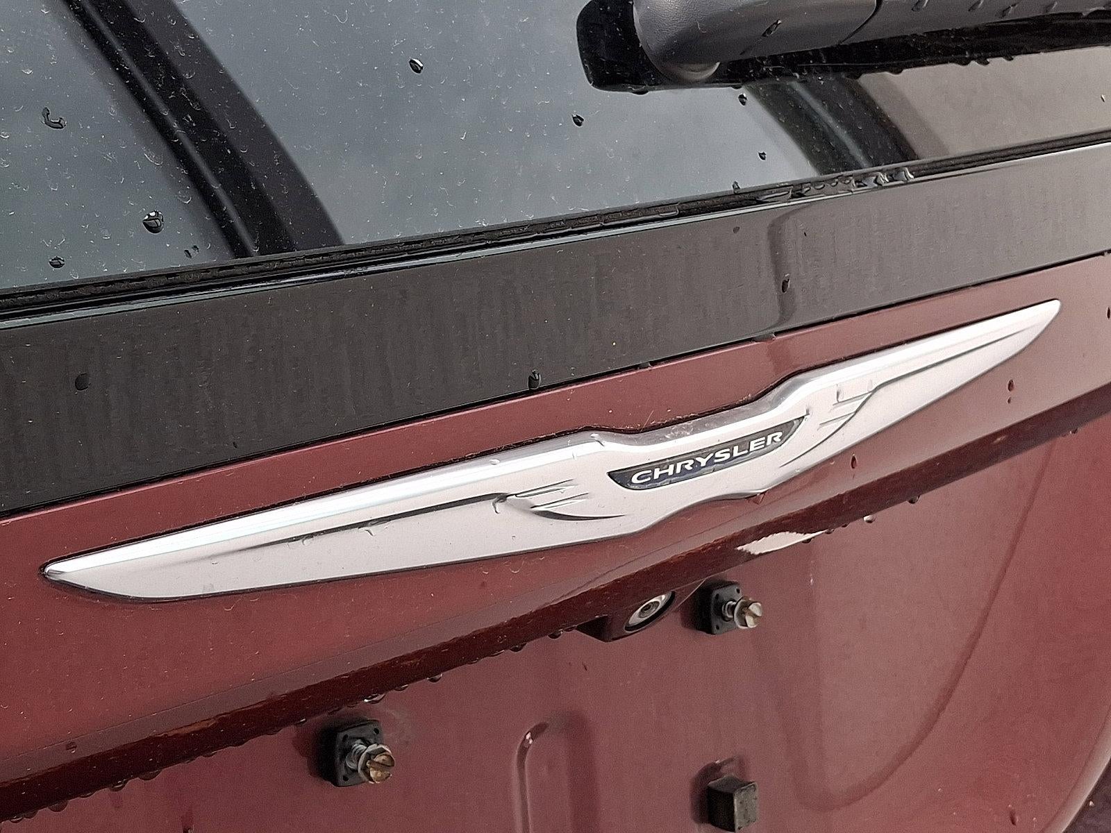 2017 Chrysler Pacifica Limited FWD