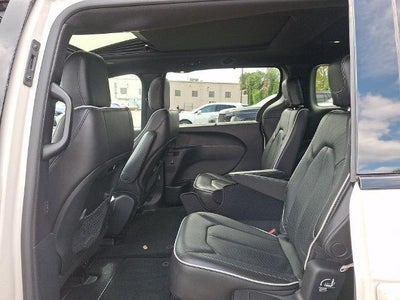 2020 Chrysler Pacifica Limited FWD