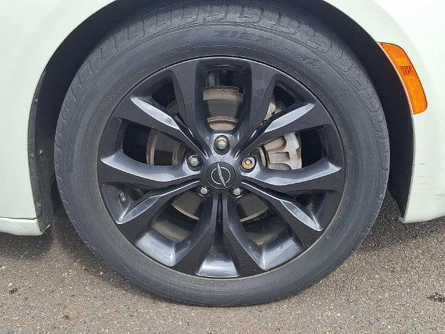 2020 Chrysler Pacifica Limited FWD