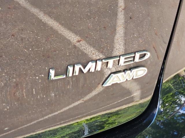 2022 Chrysler Pacifica Limited AWD