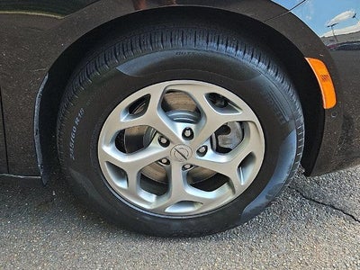 2022 Chrysler Pacifica Limited AWD