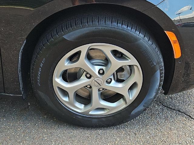 2022 Chrysler Pacifica Limited AWD
