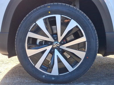 2022 Volkswagen Taos SE 4MOTION
