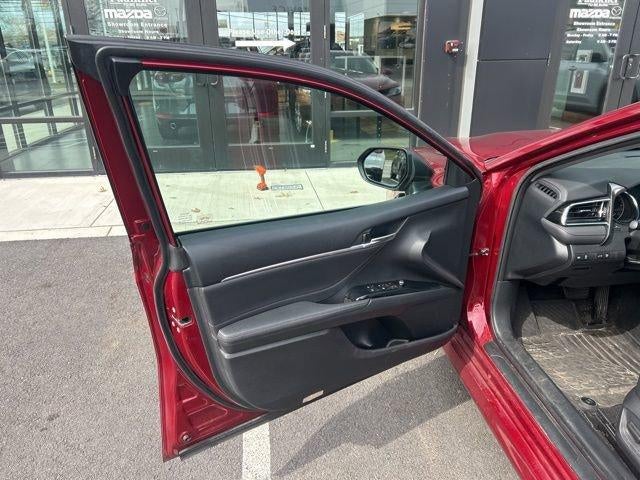 2018 Toyota Camry XLE Auto (SE)