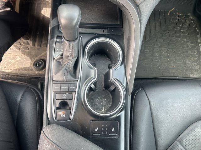 2018 Toyota Camry XLE Auto (SE)