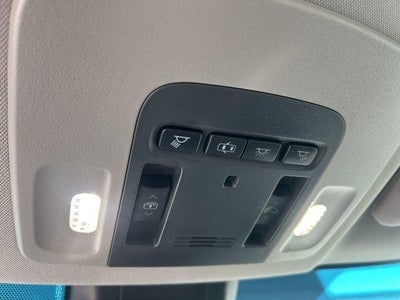 2018 Toyota Camry XLE Auto (SE)