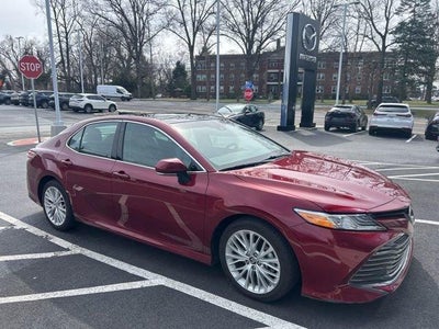 2018 Toyota Camry XLE Auto (SE)