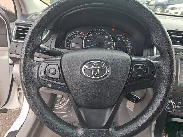2015 Toyota Camry 4dr Sdn I4 Auto LE (SE)