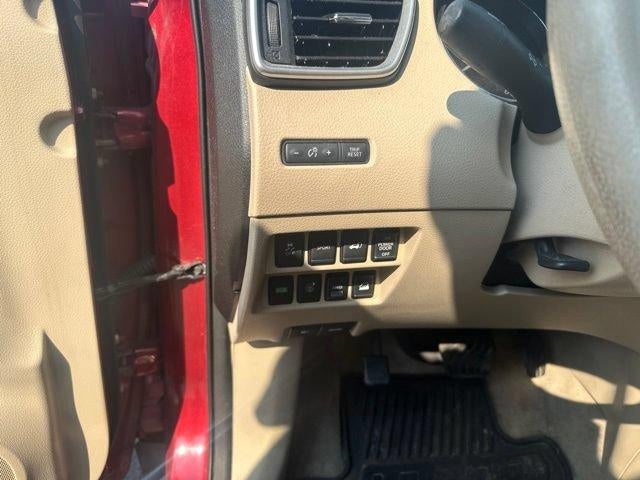 2015 Nissan Rogue AWD 4dr SV