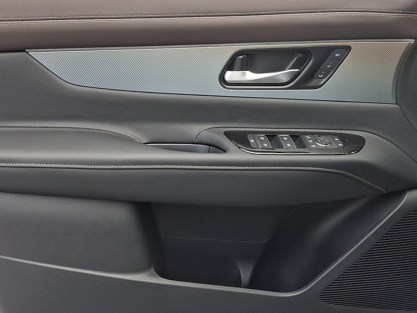 2025 Nissan Murano AWD Platinum