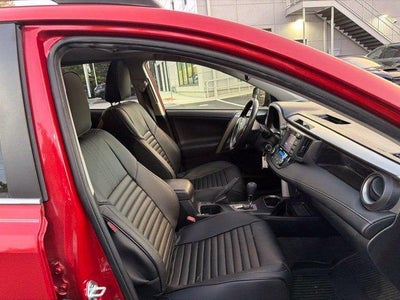 2017 Toyota RAV4 XLE AWD (Natl)