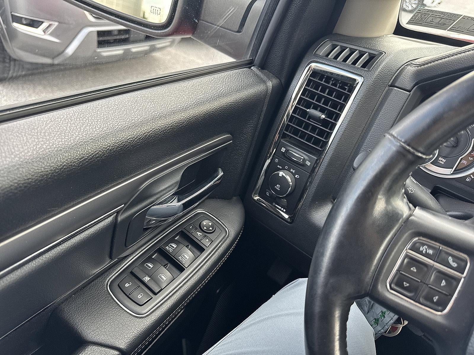 2016 RAM 1500 4WD Crew Cab 6.4 Ft Box Sport