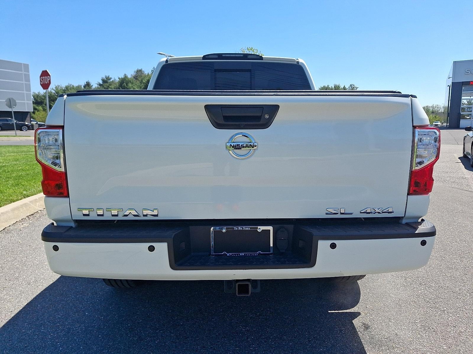 2017 Nissan Titan 4x4 Crew Cab SL