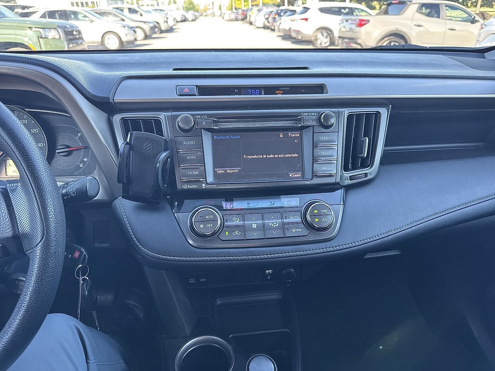 2014 Toyota RAV4 AWD 4dr XLE (Natl)