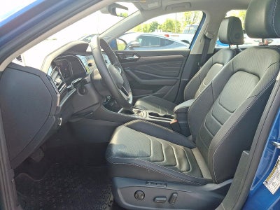 2024 Volkswagen Jetta SEL Auto