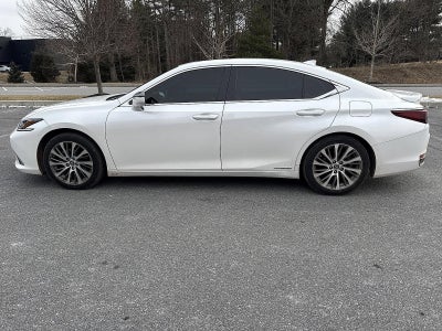 2021 Lexus ES 300h FWD