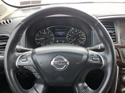 2014 Nissan Pathfinder 2WD 4dr Platinum