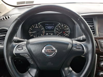 2014 Nissan Pathfinder 2WD 4dr Platinum