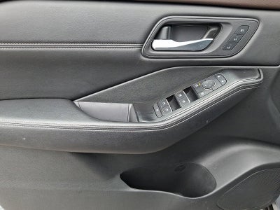 2022 Nissan Rogue AWD SL