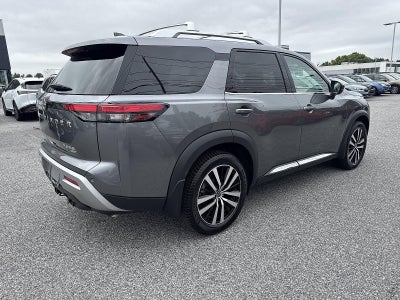 2023 Nissan Pathfinder Platinum 4WD